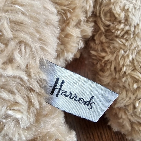 Harrods Jasper 2014 Bear with Red Quilted and Plaid Jacket, Stuffy, Plushie - Picture 7 of 9